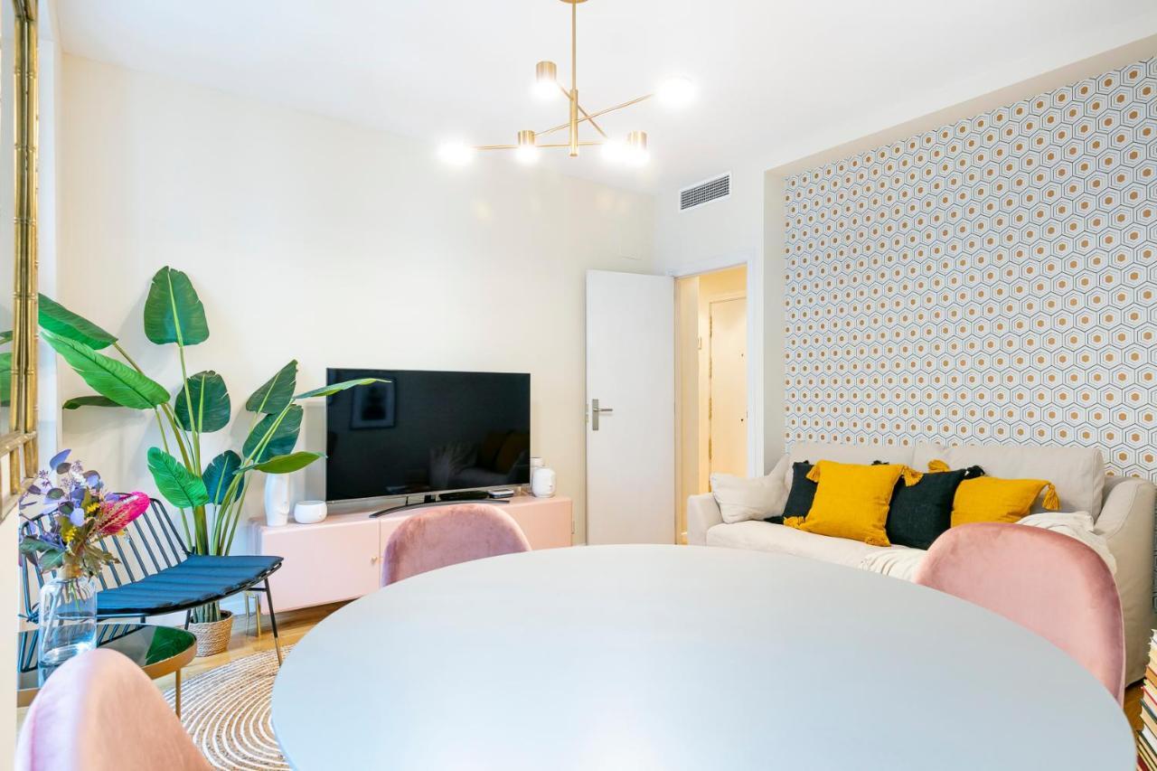 Luxury Belmont Puerta Del Sol Apartment Madrid Luaran gambar